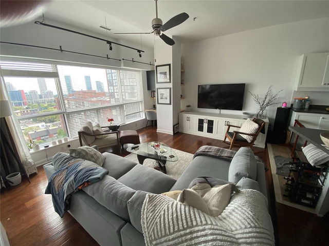 1116 - 700 King Street
