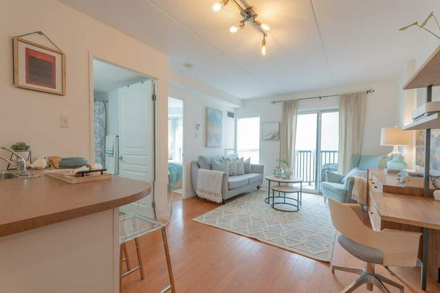 403 - 1174 Yonge Street