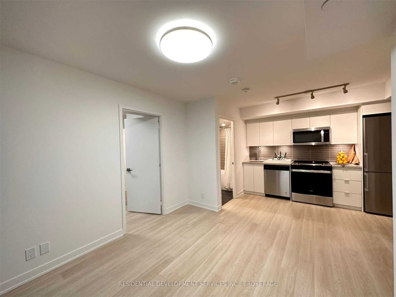 302 - 30 Tretti Way, Toronto, M3H 0E3 | Image 3