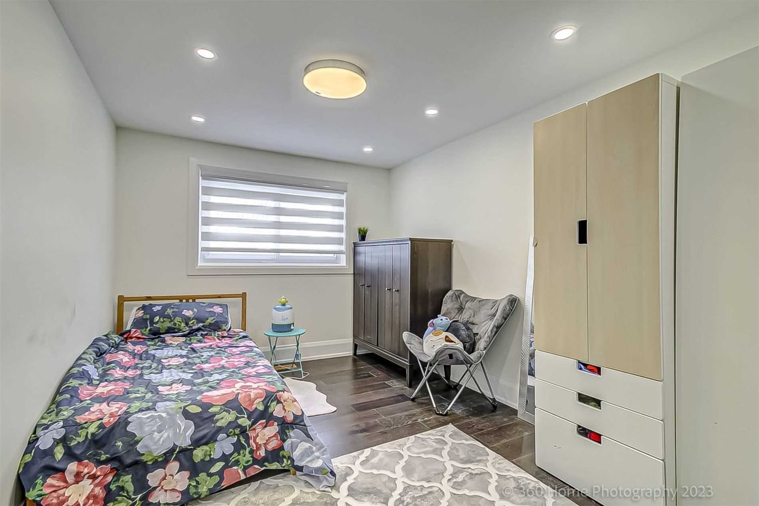 Listing Image 13