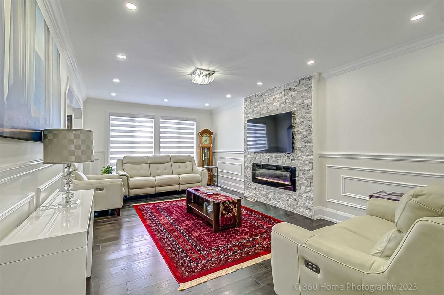 Listing Image 8