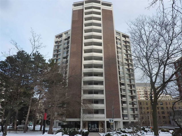 1705 - 9 Deer Park Crescent