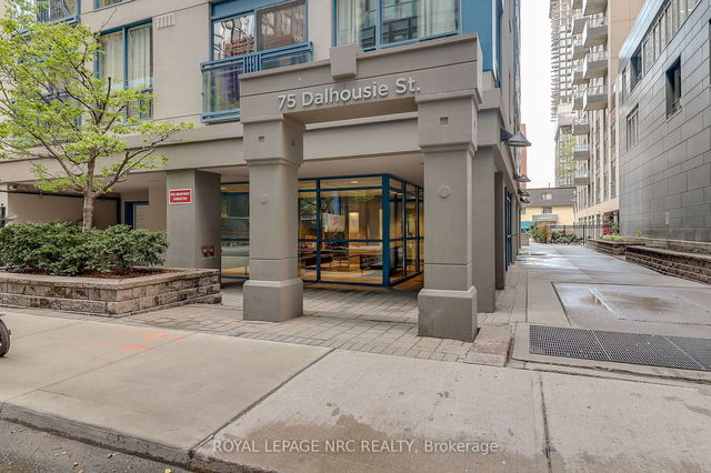 105 - 75 Dalhousie Street