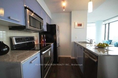 Condo leased at 2203-38 Grenville Street, Toronto, Bay Street Corridor, M4Y 1A5 - MLS: C5988112