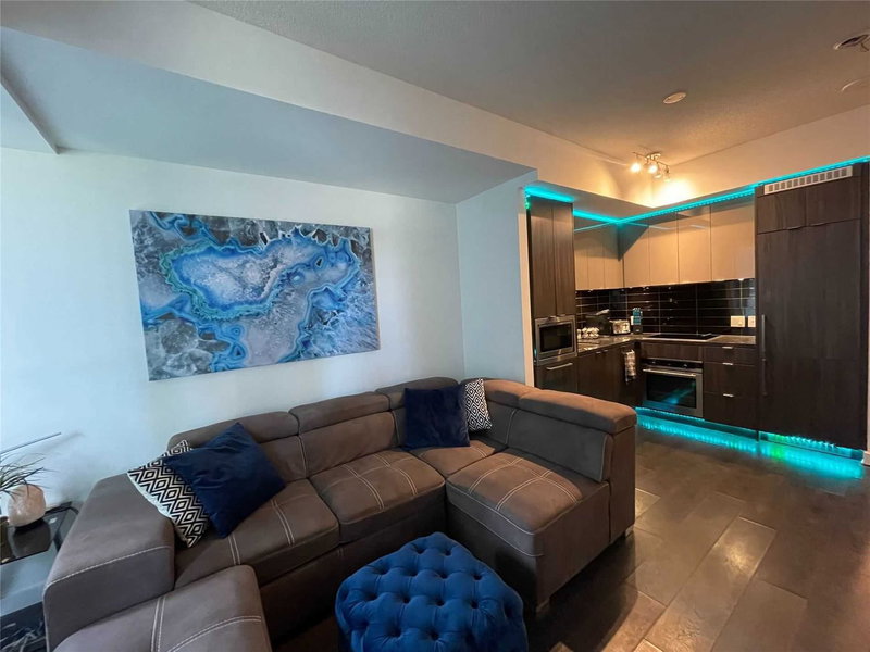 1810 - 125 Blue Jays Way, Toronto, M5V 0C4 | Image 2