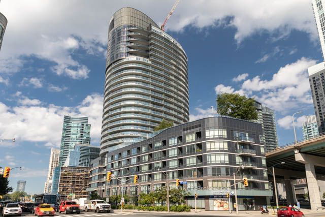3007 - 38 Dan Leckie Way