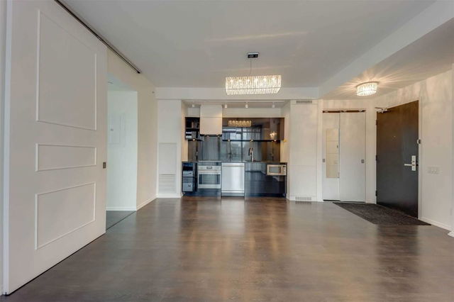 2509 - 125 Peter Street