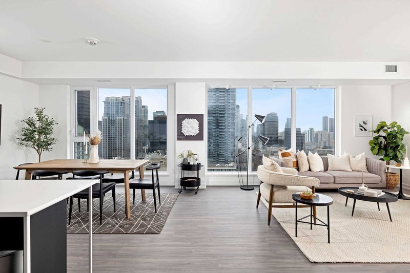 Ph1 - 20 Edward St, Toronto, M5G 1C9 | Image 2