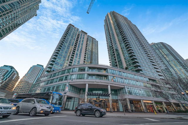 203 - 16 Yonge Street