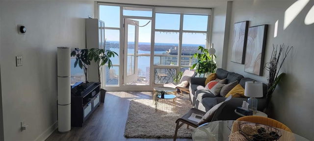 2310 - 10 Navy Wharf Court