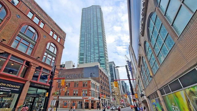 3114 - 197 Yonge Street
