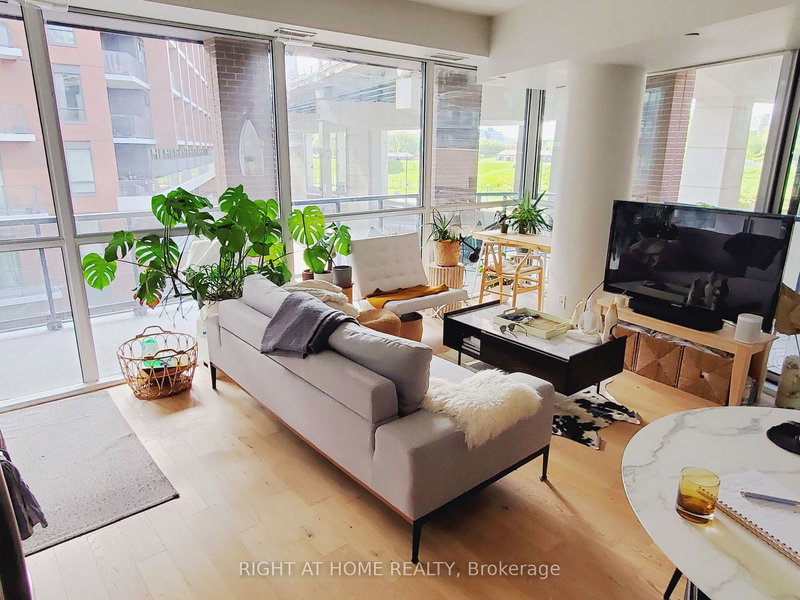 327 - 20 Bruyeres Mews, Toronto, M5V 0G8 | Image 3