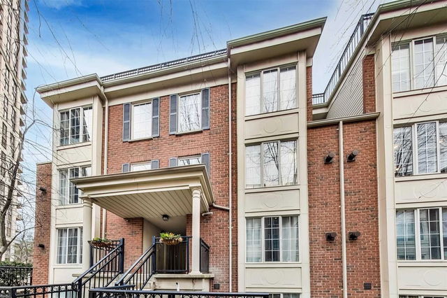 212 - 3 Everson Drive