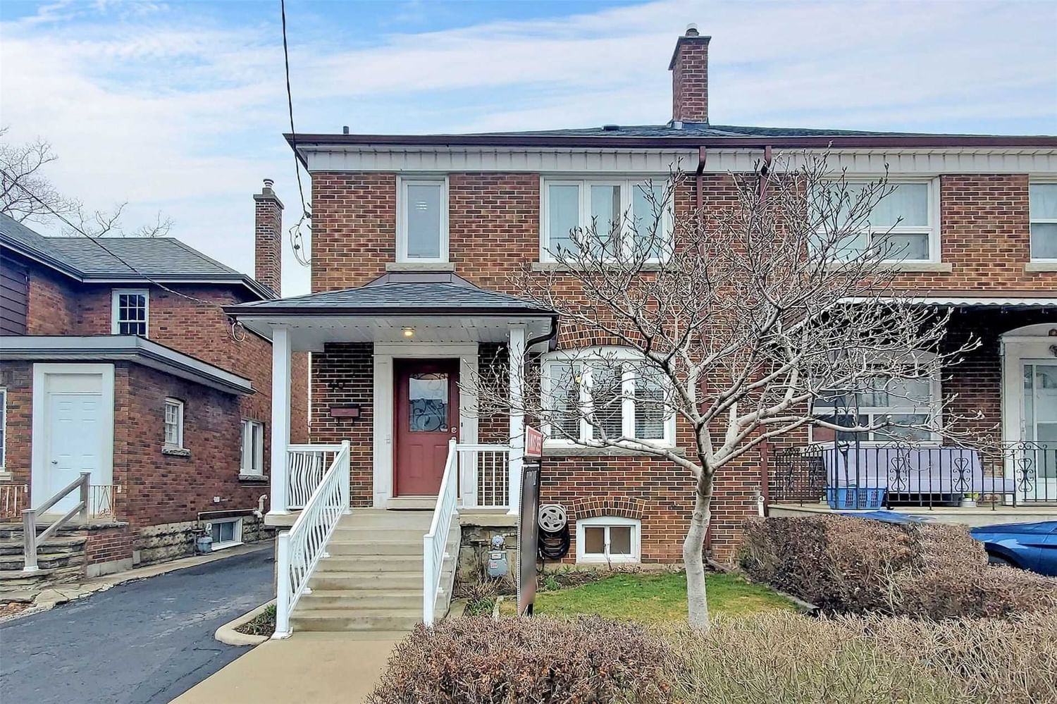 Semi-Detached House sold at 40 Rogers Road, Toronto, Oakwood Village, M6E 1N7 - MLS: C5993717