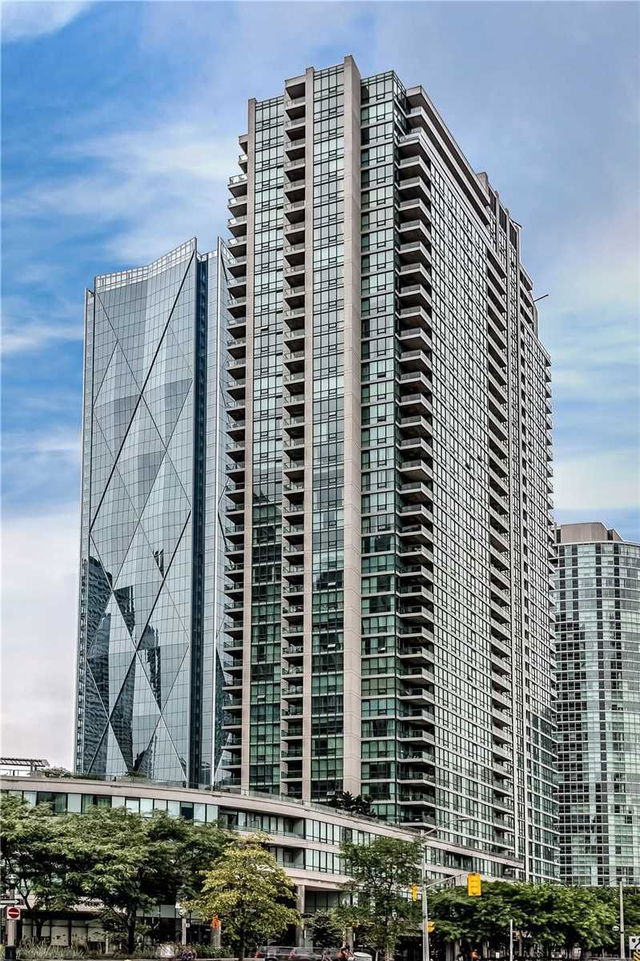 Ph4002 - 16 Yonge Street