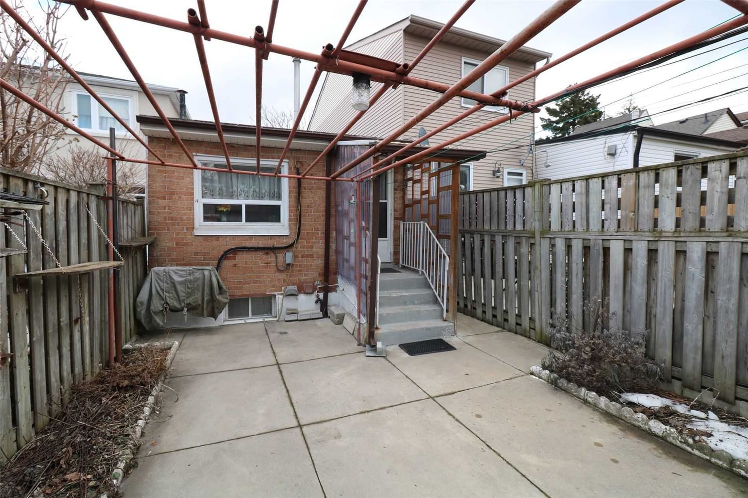 Listing Image 7