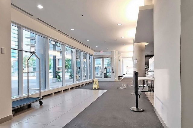 815 - 15 Singer Court