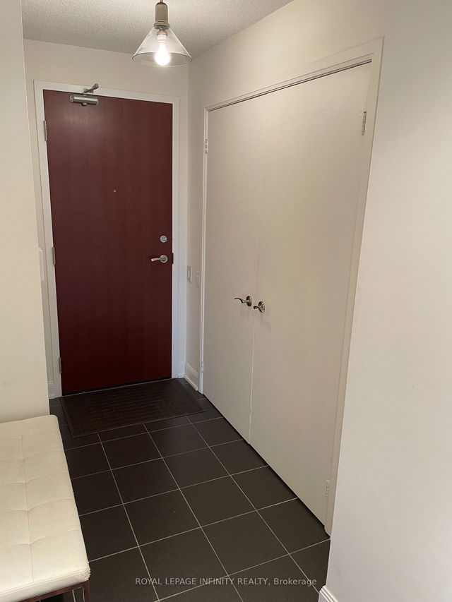 705 - 2181 Yonge Street