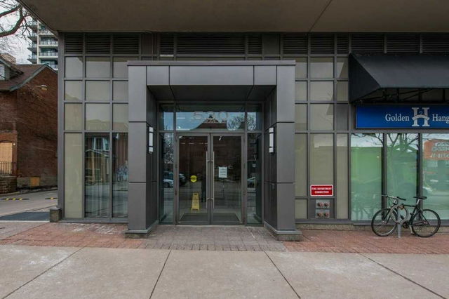 805 - 530 St Clair Avenue