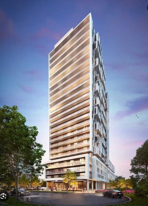 811 - 188 Fairview Mall Drive