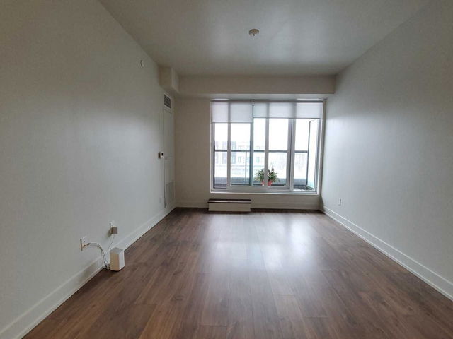 201 - 80 Vanauley Street