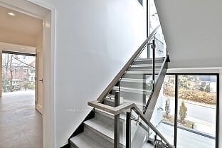 Upper Level leased at B-99 Glen Road, Toronto, Rosedale-Moore Park, M4W 2V8 - MLS: C5998744