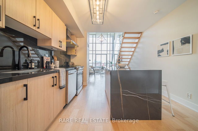 546 - 5 Hanna Avenue
