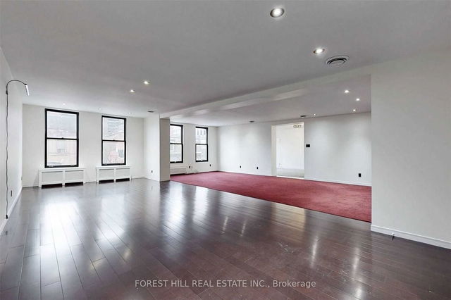 3rd Flr - 261A Queen Street