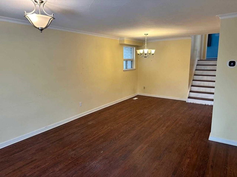 Upper - 40 Bellbury Cres, Toronto, M2J 2J8 | Image 3