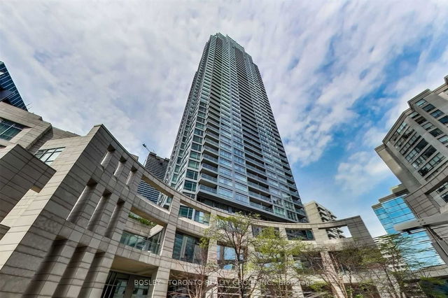 1204 - 2191 Yonge Street