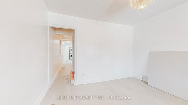 Upper - 17A Blandford Street