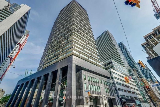 2812 - 125 Peter Street