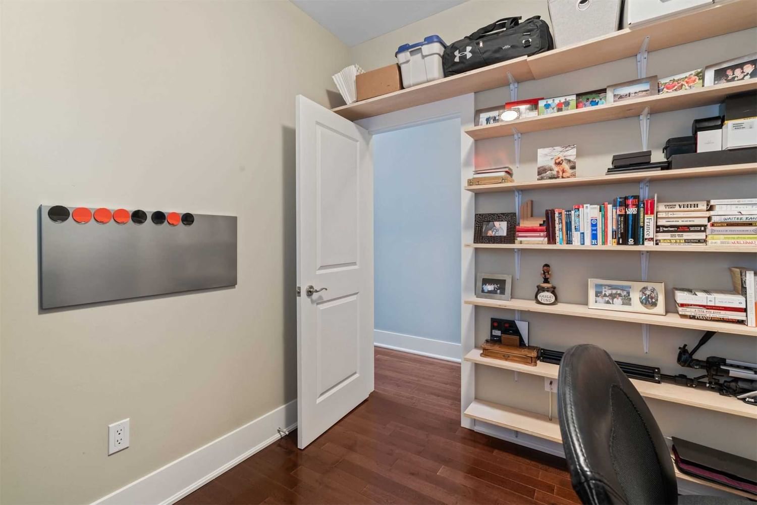 Listing Image 22