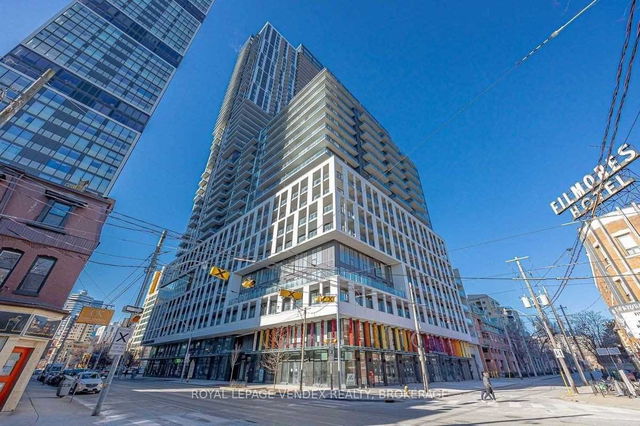 1211 - 251 Jarvis Street