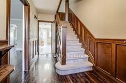 61 Strathgowan Avenue