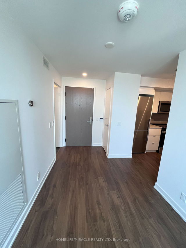 1309 - 30 Tretti Way
