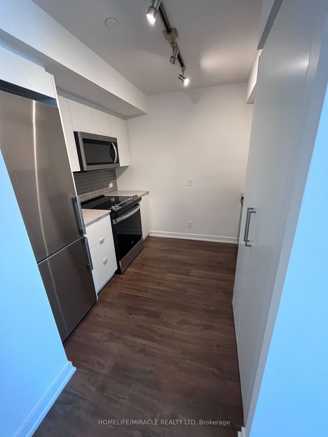 1309 - 30 Tretti Way