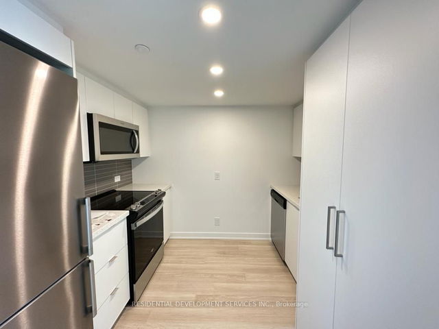 515 - 30 Tretti Way