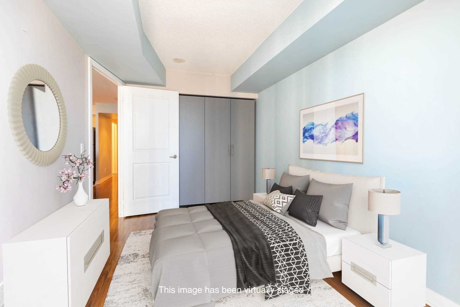 Listing Image 12