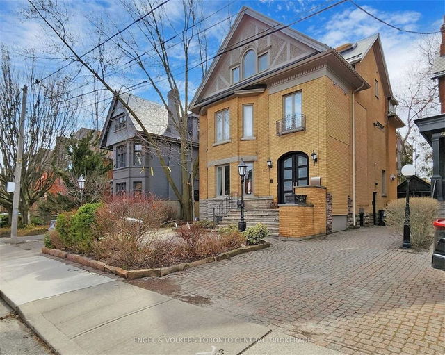 68 Admiral Road