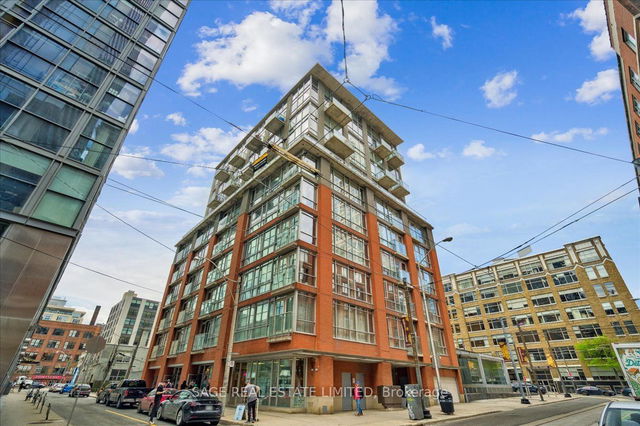906 - 36 Charlotte Street
