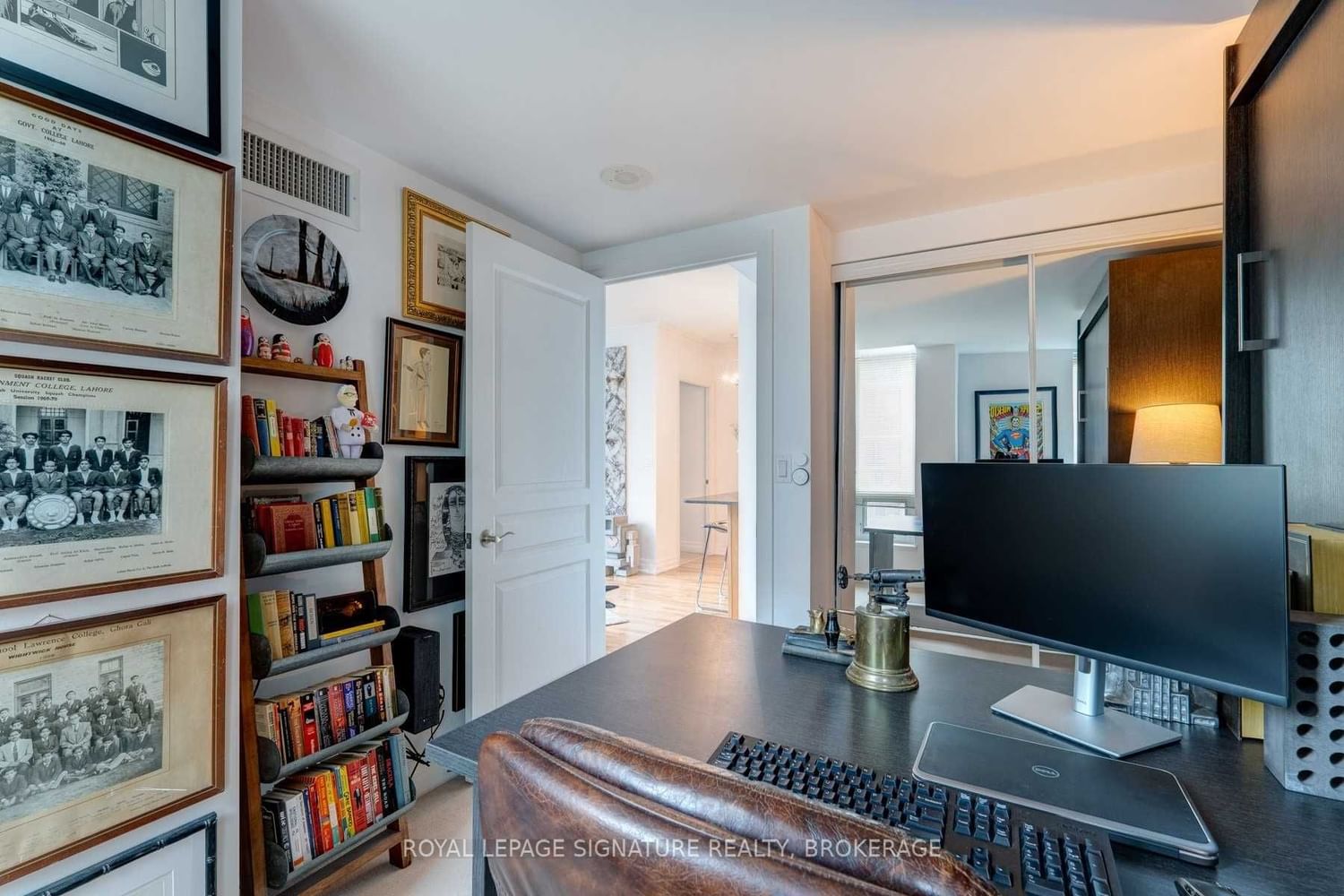 Listing Image 6