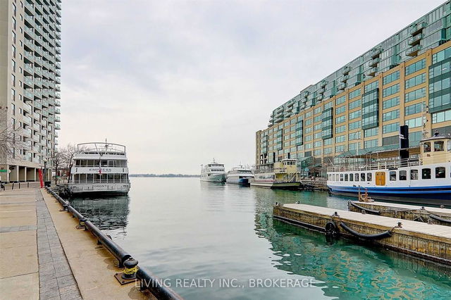1107 - 99 Harbour Square