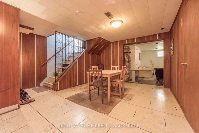 40 Cedarcroft Boulevard