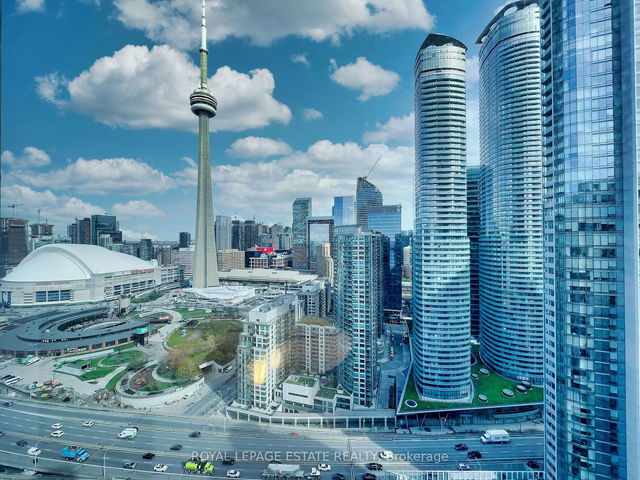 3412 - 208 Queens Quay