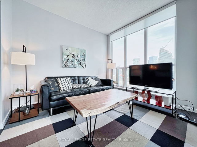 3412 - 208 Queens Quay