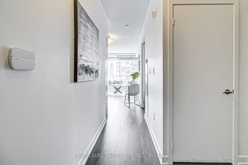 3502 - 25 Capreol Crt, Toronto, M5V 3Z7 | Image 3