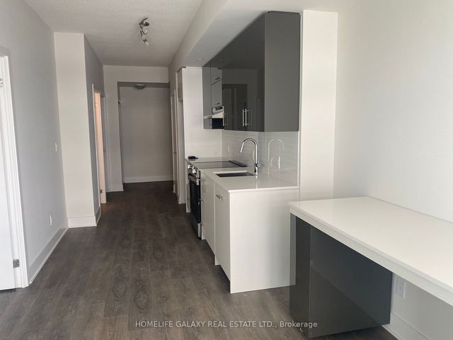 1216 - 188 Fairview Mall Drive