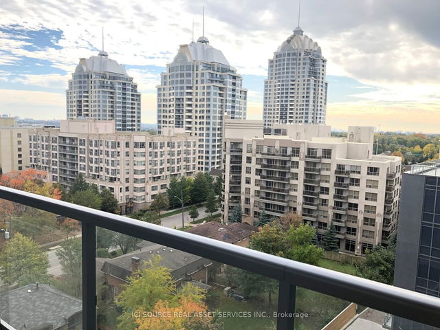 822 - 7 kenaston Gardens