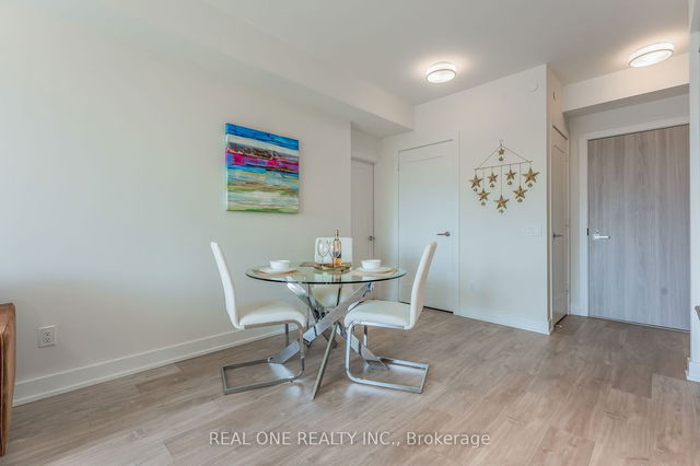 303 - 80 Vanauley Street